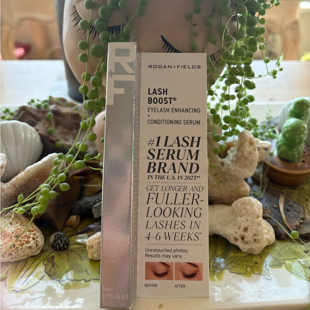 NIB 💖Host Pic💖🛍️🥰Rodan + Fields Lash Boost